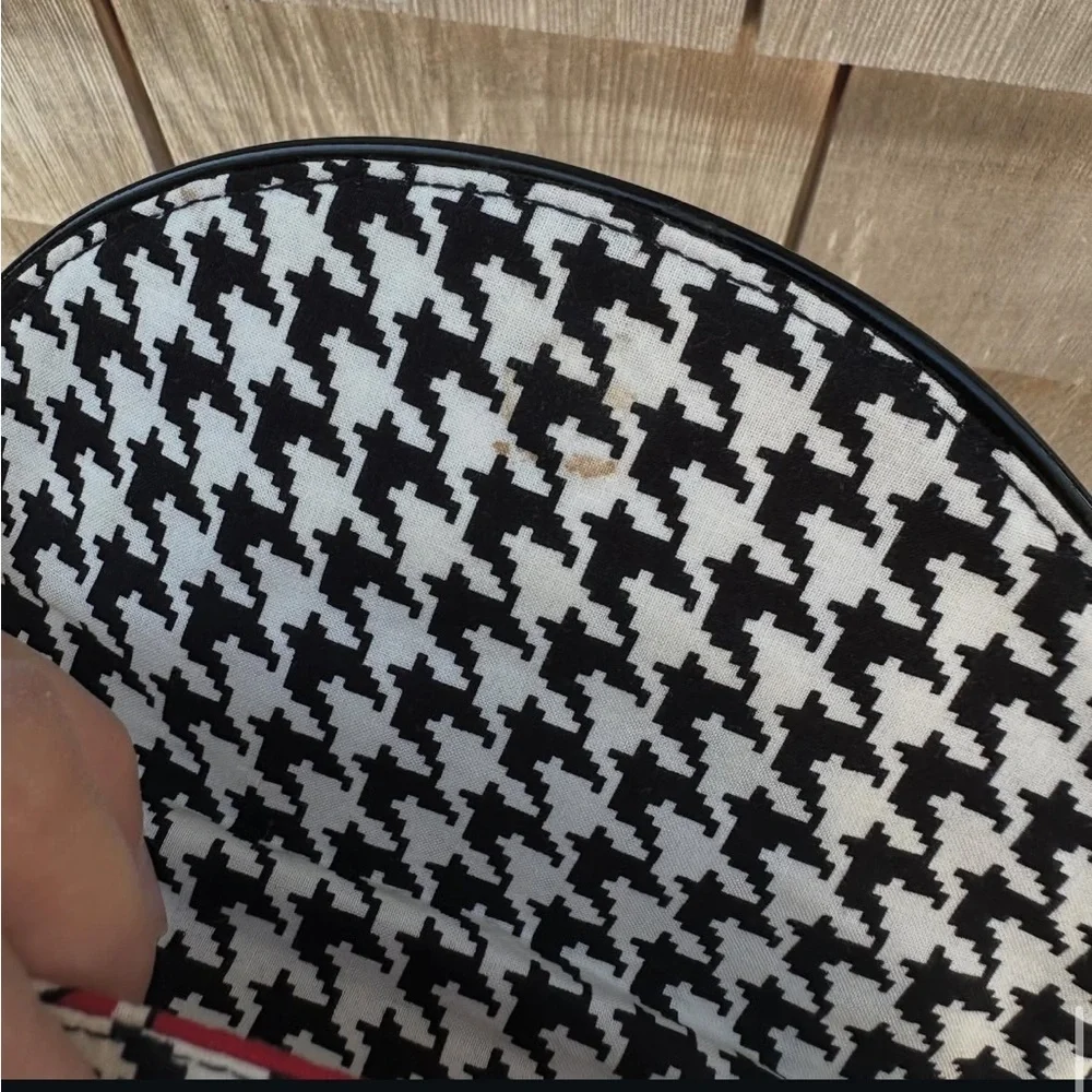 Vera Bradley Red and Black Floral Purse - Picture 4 of 4